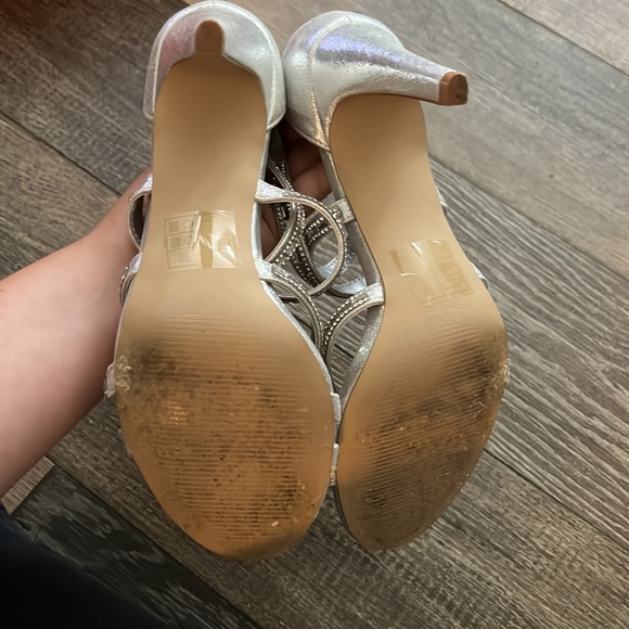 Silver Metallic Strappy Sandal Heel - Picture 5 of 7